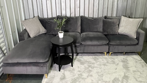 ( Free Delivery ) 110β Gray Wila Arlo Shumpert Sectional