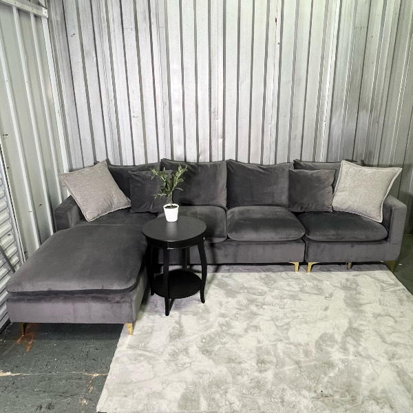 ( Free Delivery ) 110β Gray Wila Arlo Shumpert Sectional