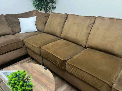 DELIVERY AVAILABLE Brown Flexsteel Couch