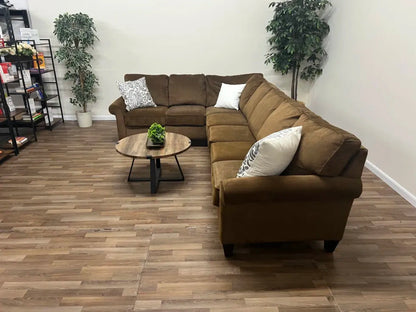 DELIVERY AVAILABLE Brown Flexsteel Couch