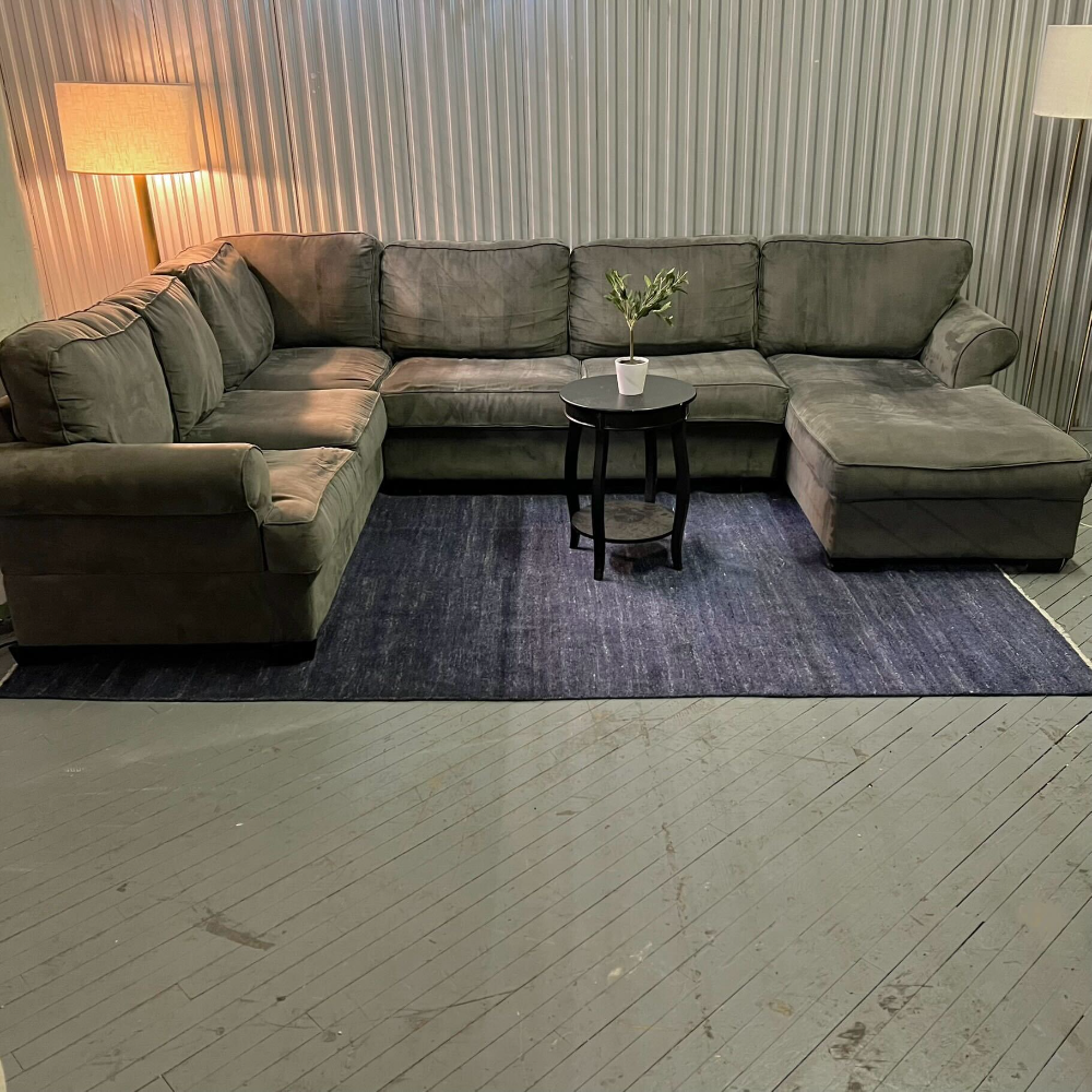 ( Free Delivery ) 128“ Gray Ashley's Furniture U Sectional